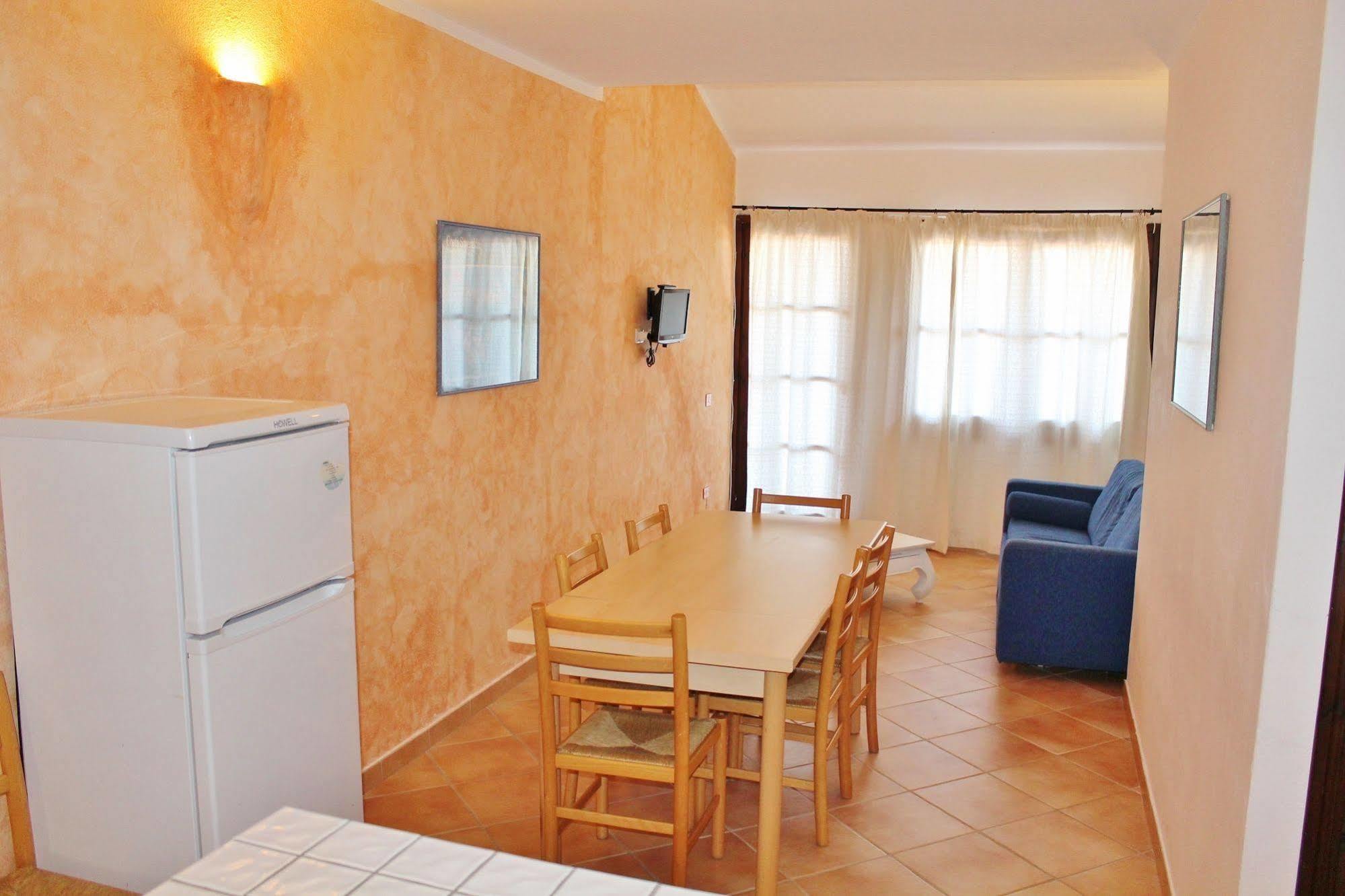 Residence Blue Corner Porto Pollo Palau Εξωτερικό φωτογραφία