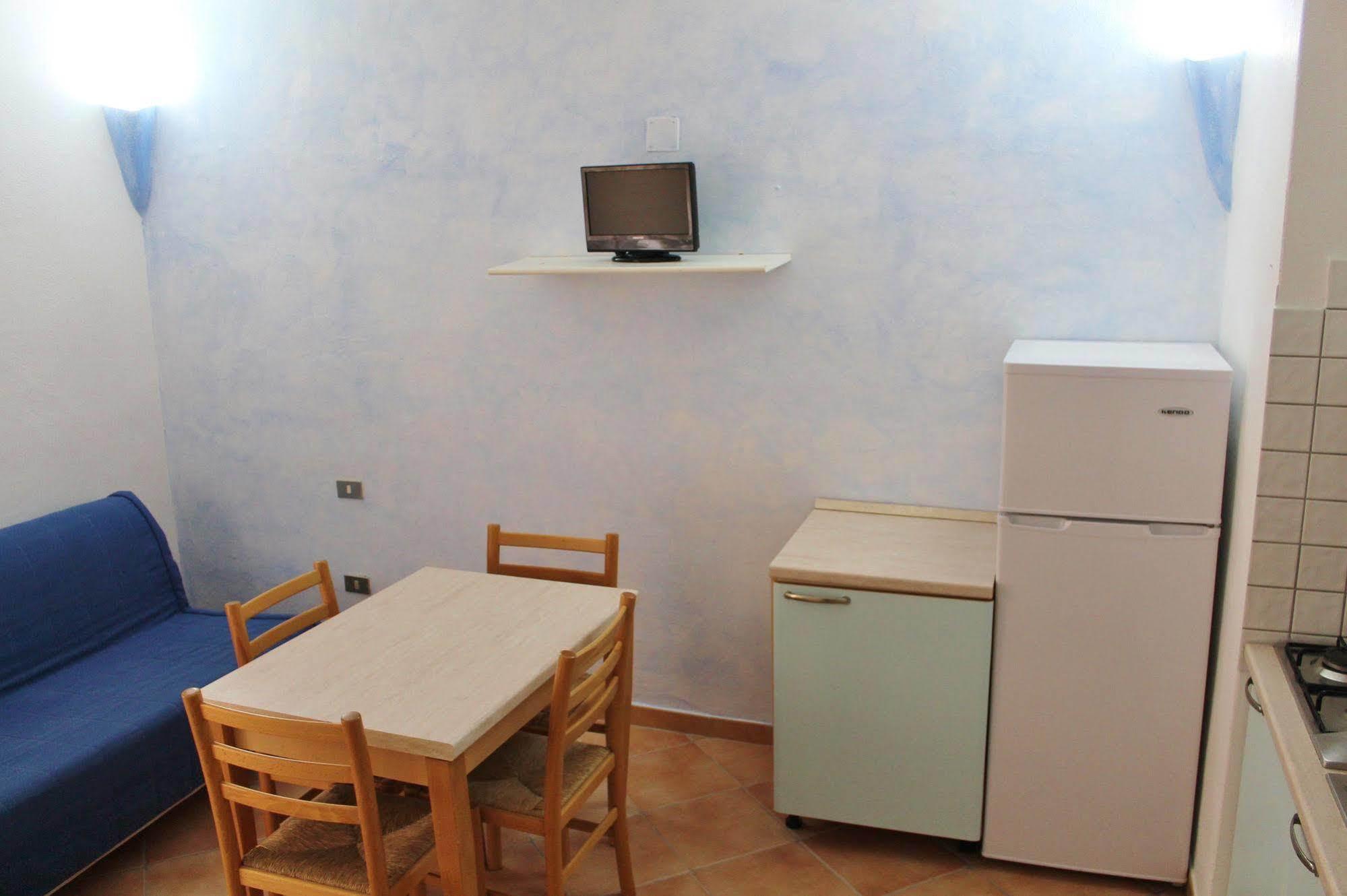 Residence Blue Corner Porto Pollo Palau Εξωτερικό φωτογραφία